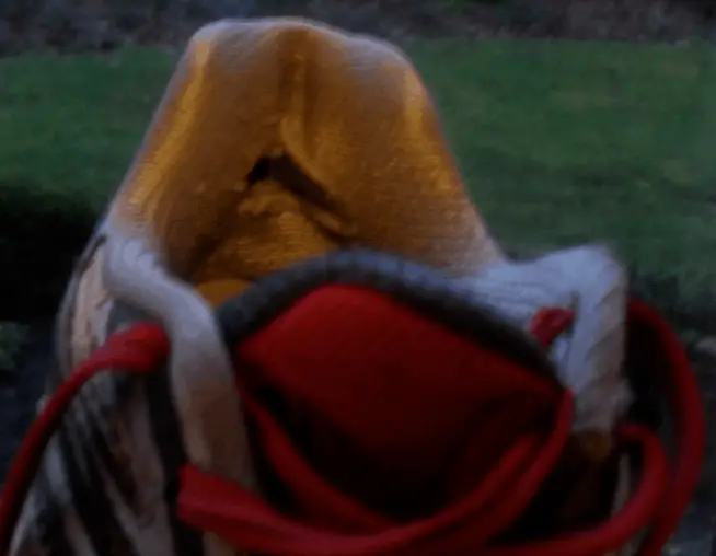 saucony progrid hole in heel